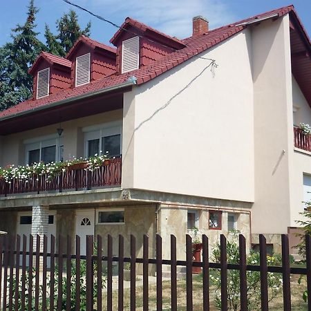 شقة Alsópáhok  في Irenke Vendeghaz المظهر الخارجي الصورة